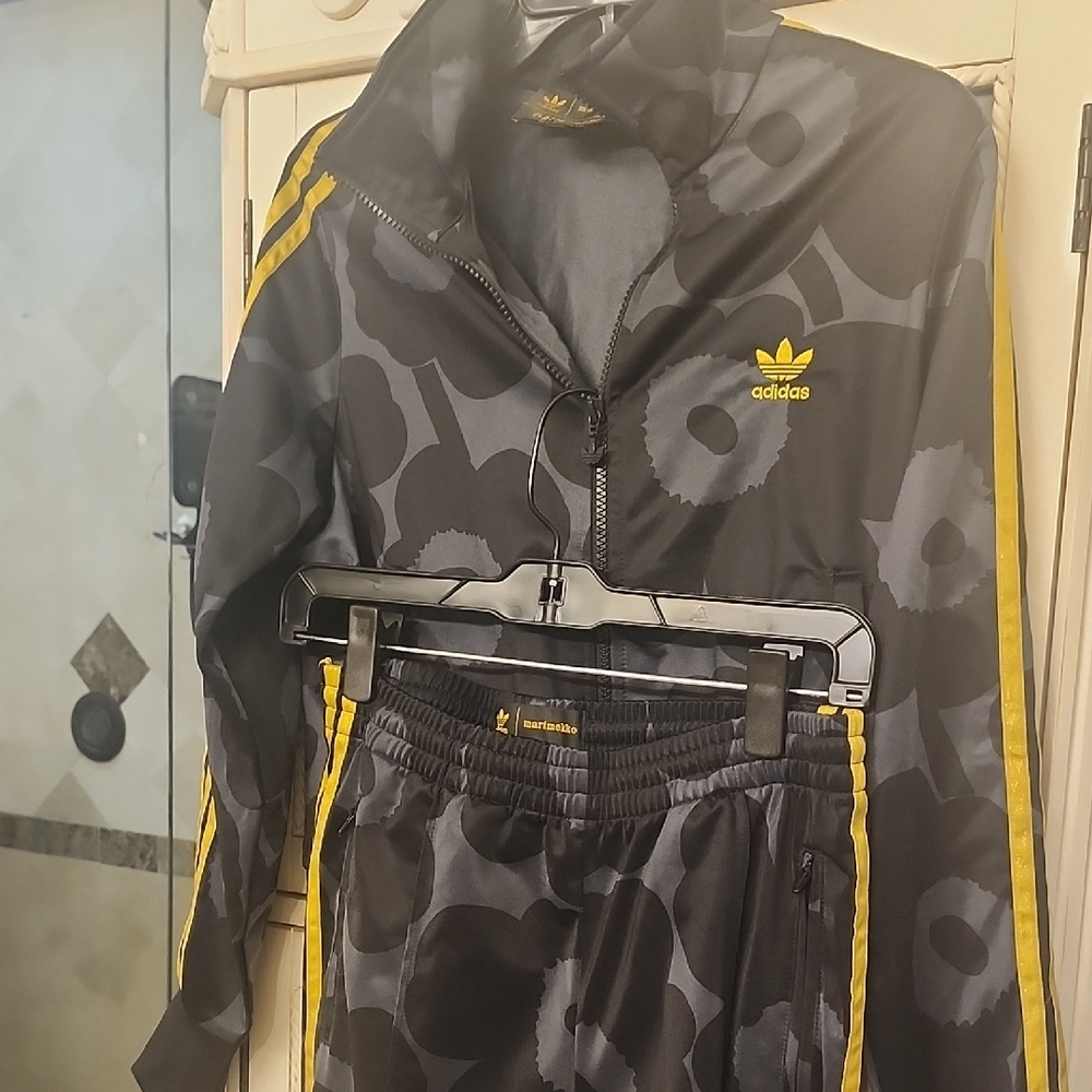 Adidas Black and Yellow Patterned Tracksuit